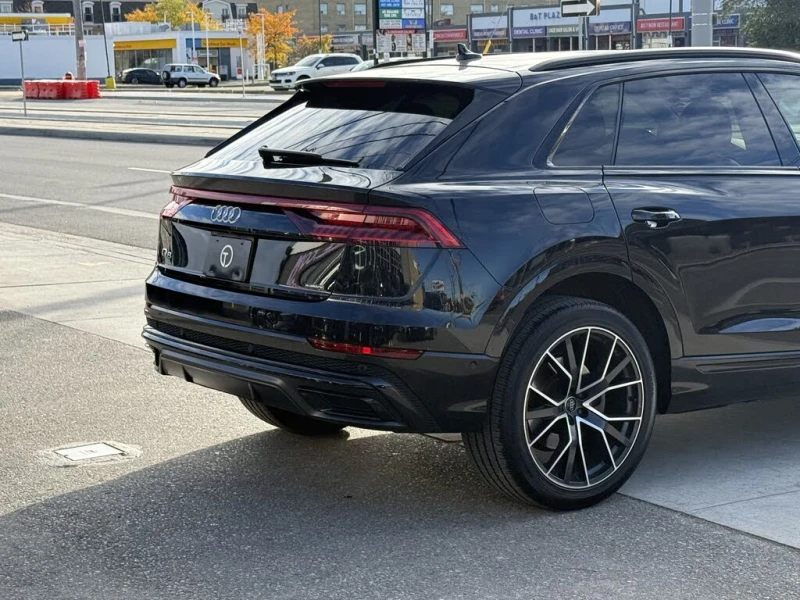 Audi Q8 PROGRESSIVE* DISTRONIK* BLACK OPTIC* S-LINE* 360* , снимка 5 - Автомобили и джипове - 52962877