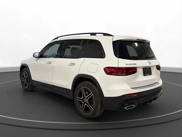 Mercedes-Benz GLB 250 4MATIC* АвтоКредит* (ЦЕНА ДО БГ), снимка 6 - Автомобили и джипове - 53927696