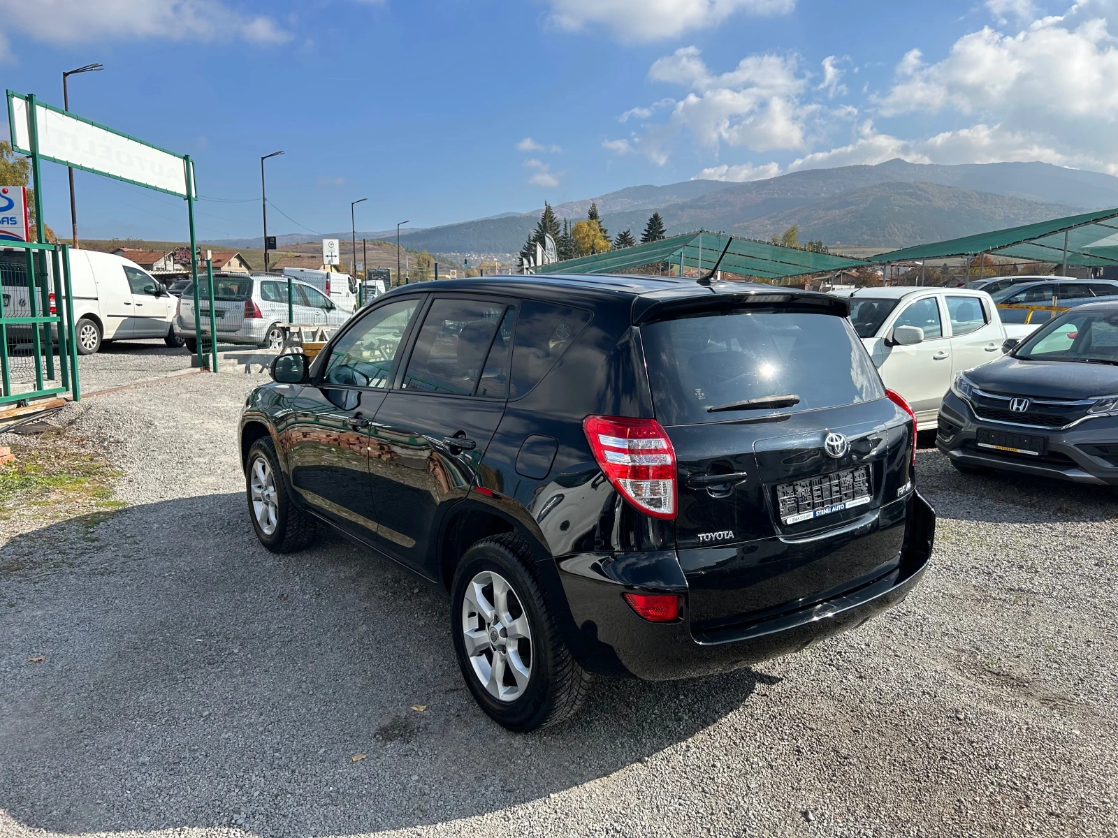 Toyota Rav4 2.2D4D 4X4 EURO5A - изображение 5