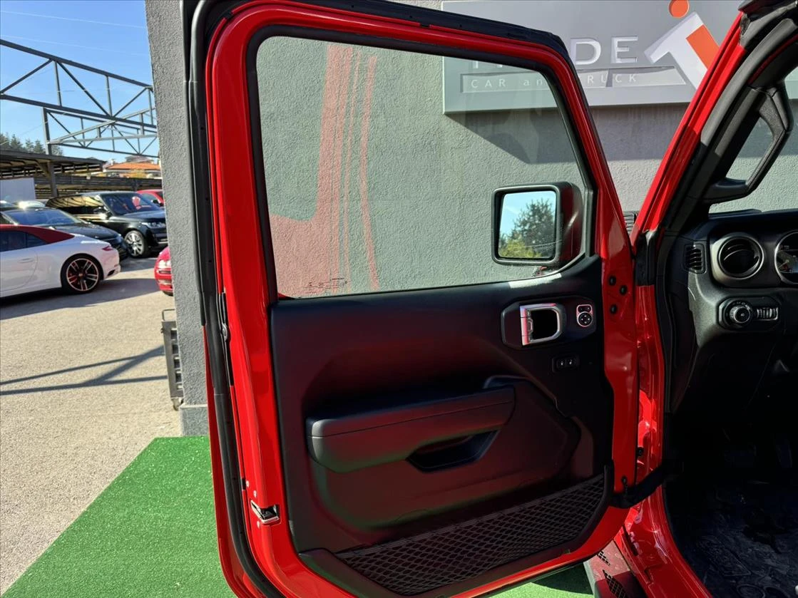Jeep Wrangler SAHARA ROUGH COUNTRY 3.6L - изображение 8