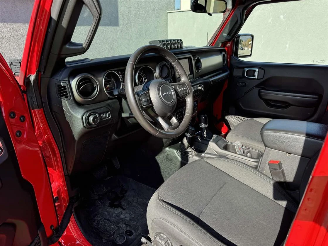 Jeep Wrangler SAHARA ROUGH COUNTRY 3.6L - изображение 10