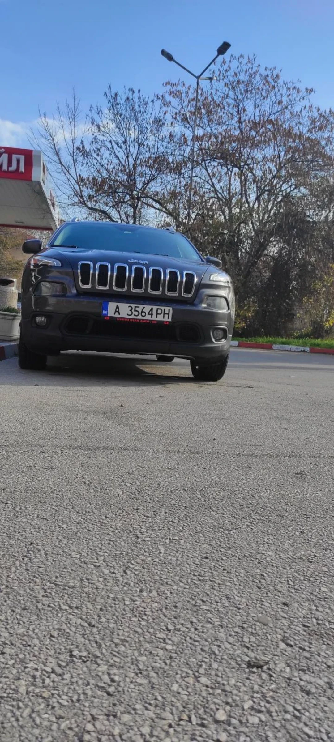 Jeep Cherokee V6 4Х4 - изображение 4
