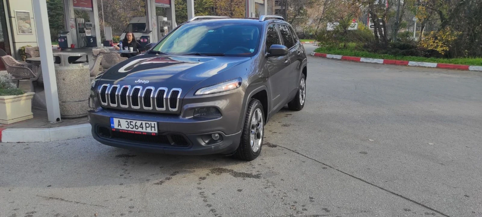 Jeep Cherokee V6 44 | Mobile.bg   1