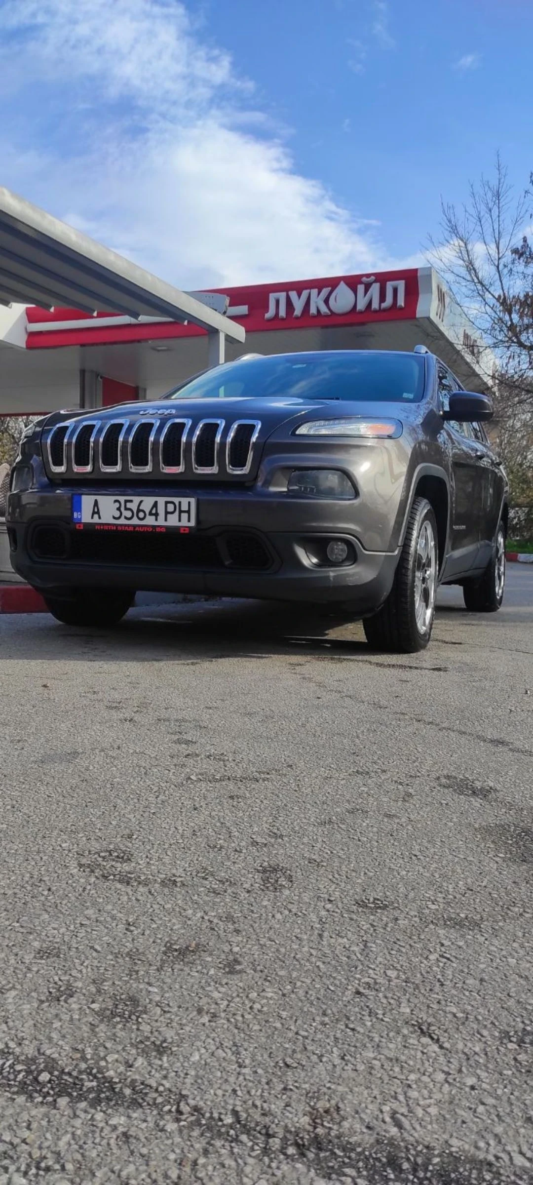 Jeep Cherokee V6 4Х4 - изображение 3