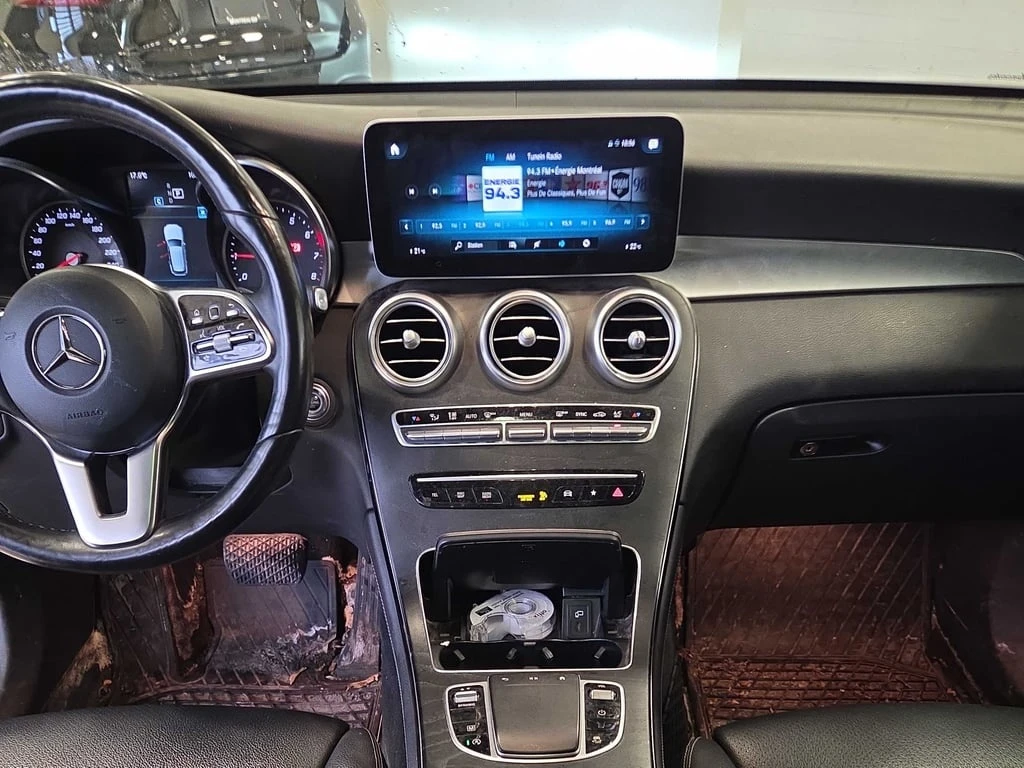 Mercedes-Benz GLC 300 2020 * БЕЗ ПЪРВОНАЧАЛНА ВНОСКА - изображение 9