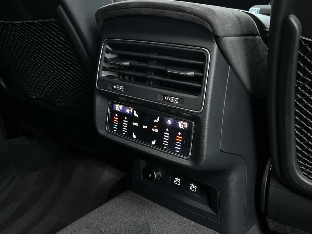 Audi RSQ8 * 4.0 TFSI quattro * CARFAX * ���� �� �� | Mobile.bg � ����������� 10