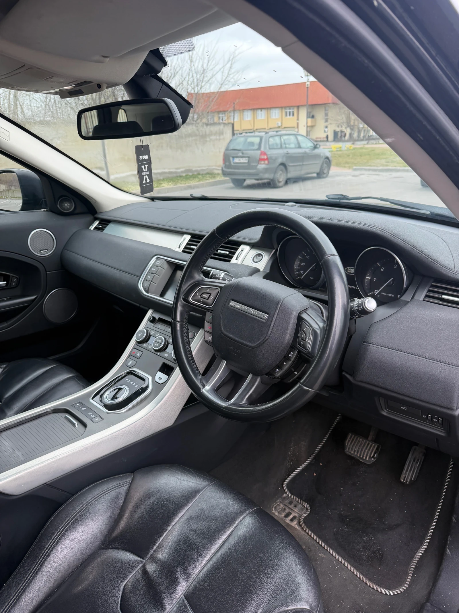 Land Rover Range Rover Evoque 2.2D 190 hp, снимка 5 - Автомобили и джипове - 53823385
