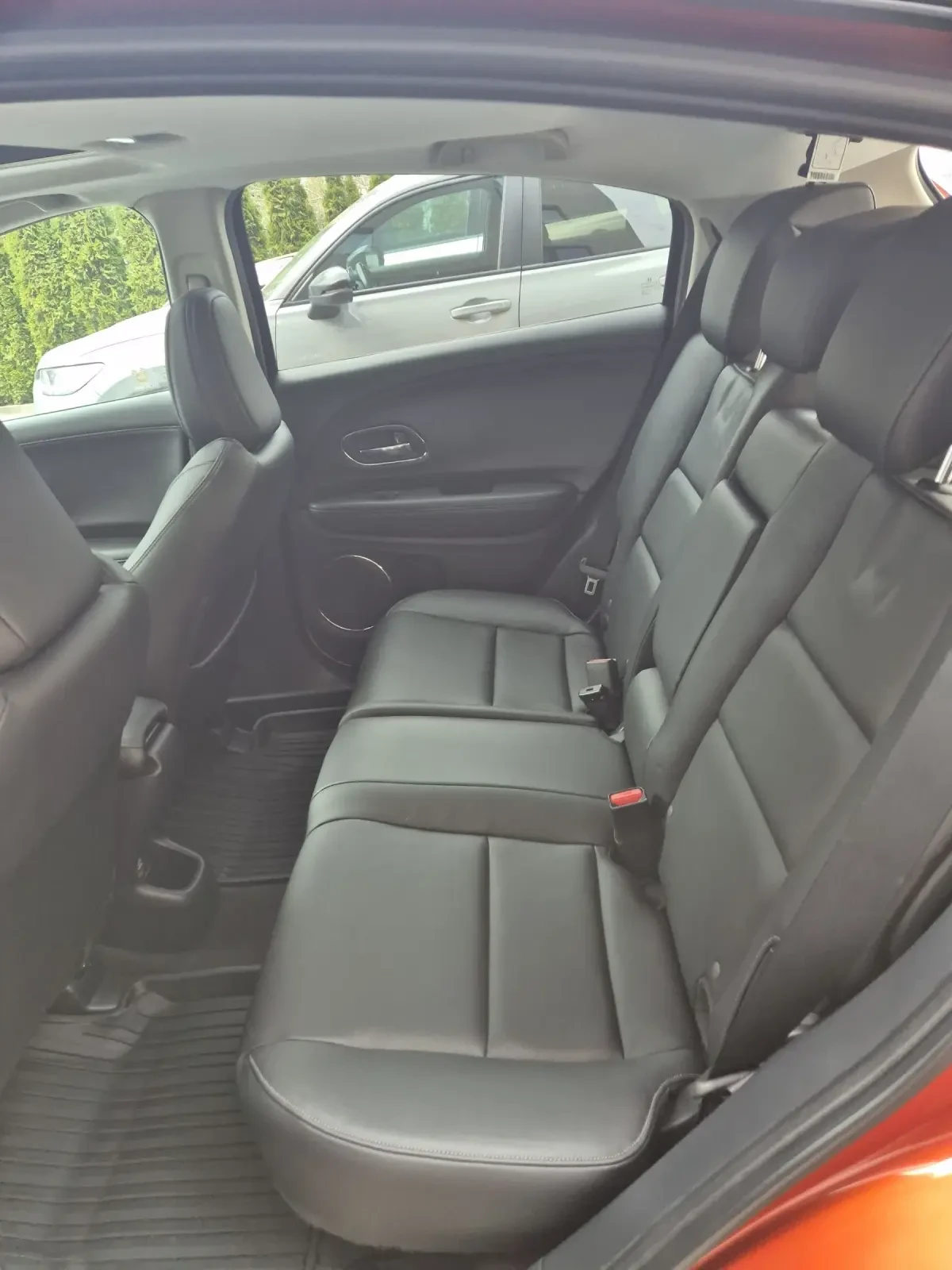 Honda Hr-v 1.8i, AWD, TOURING, подходяща за ГАЗ, снимка 11 - Автомобили и джипове - 54041728