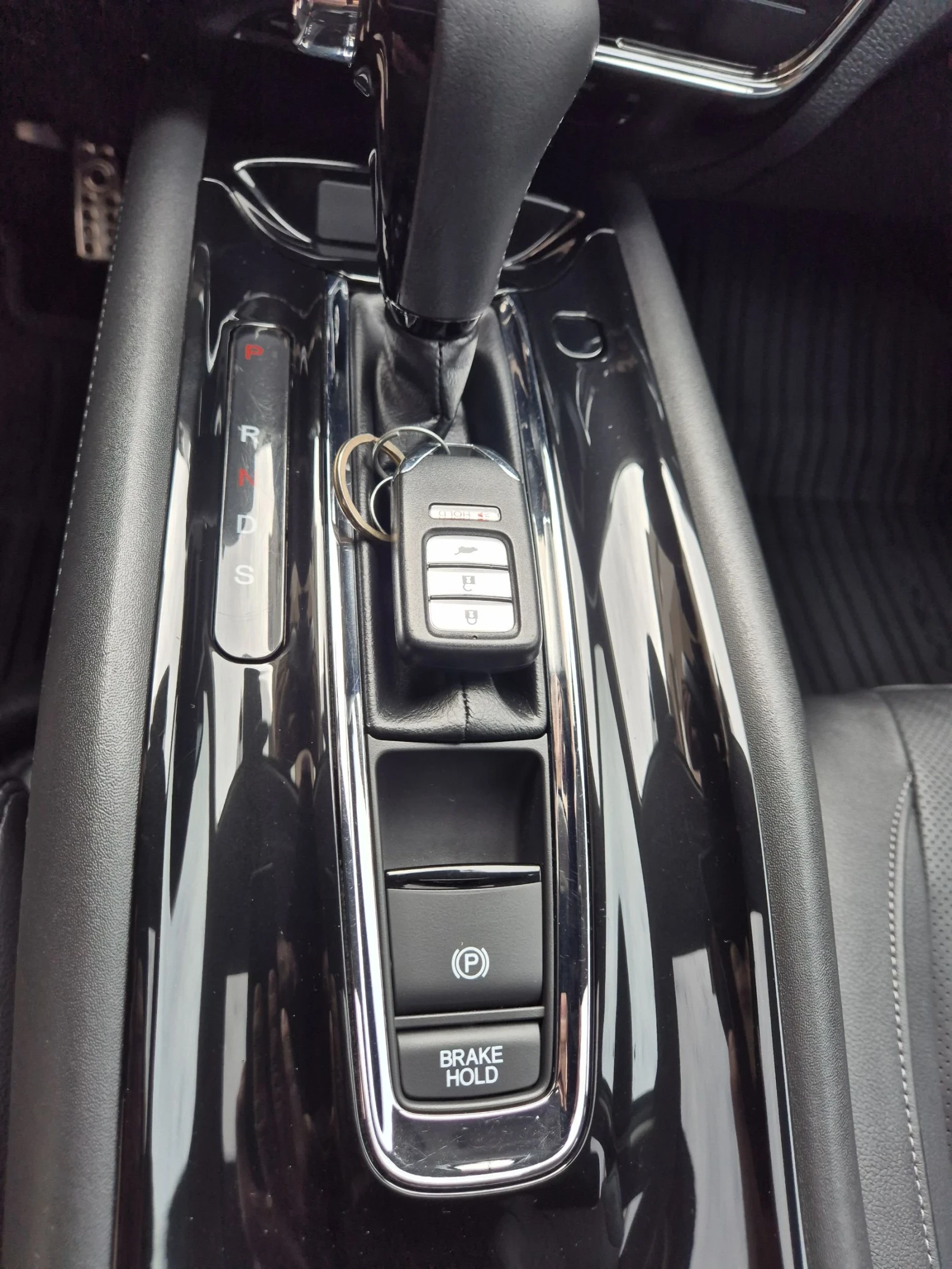 Honda Hr-v 1.8i, AWD, TOURING, подходяща за ГАЗ, снимка 14 - Автомобили и джипове - 54041728