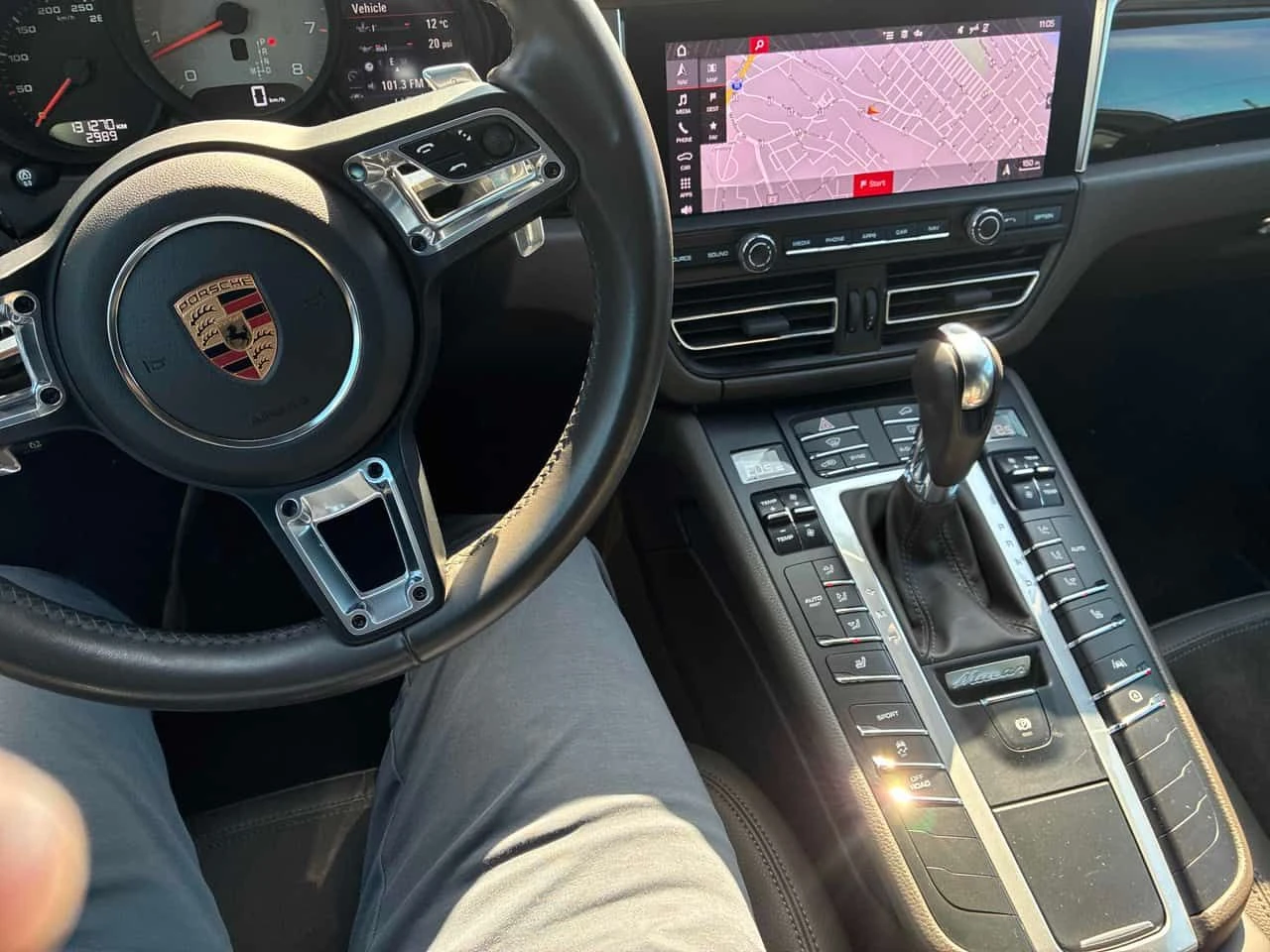 Porsche Macan * S * ПОДГРЕВ * ПАНОРАМА * ОТ ПРЕДСТАВИТЕЛСТВО, снимка 9 - Автомобили и джипове - 54200463