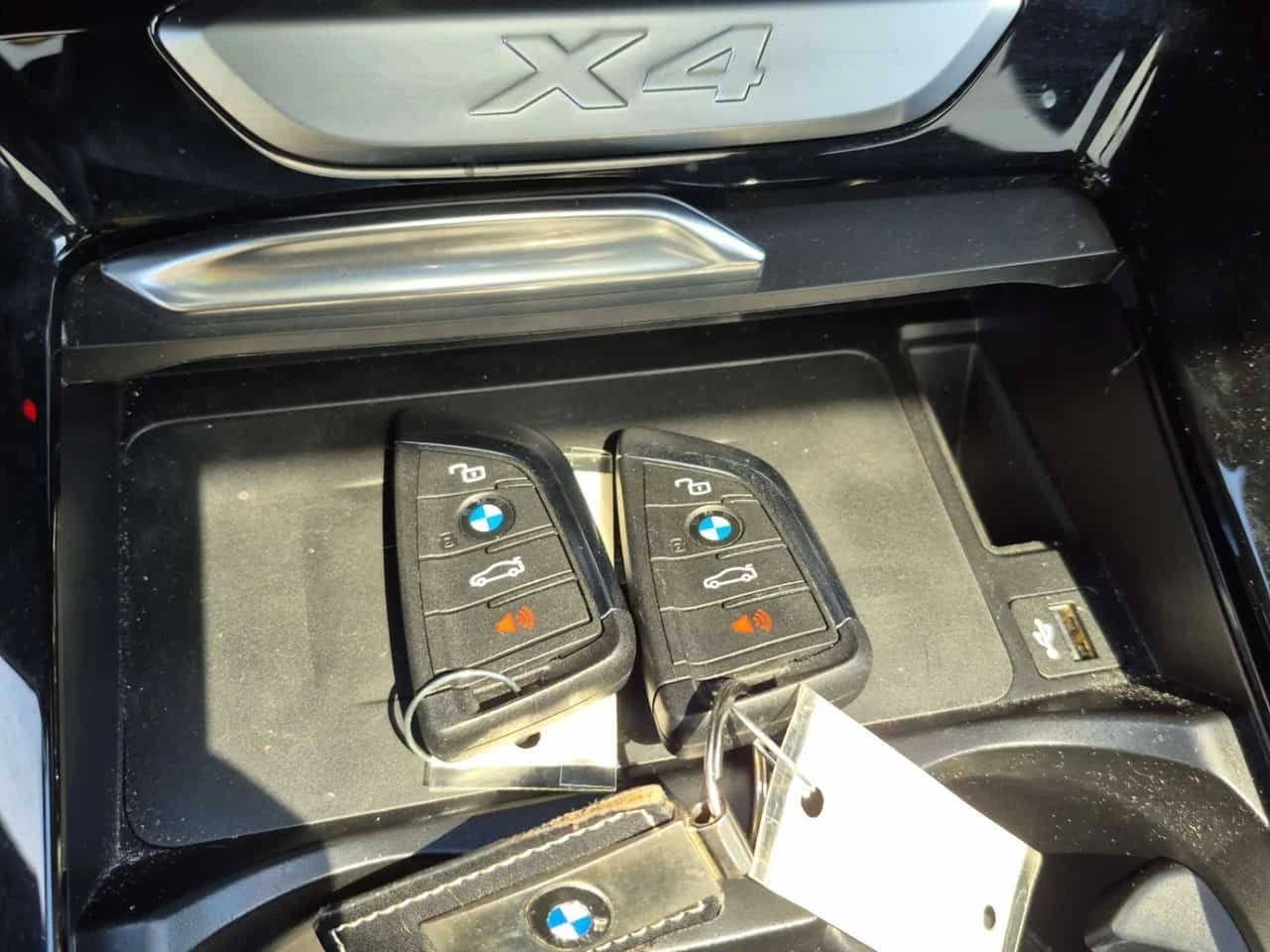 BMW X4 30i M-Sport * CARFAX * Един собственик * , снимка 10 - Автомобили и джипове - 54541522