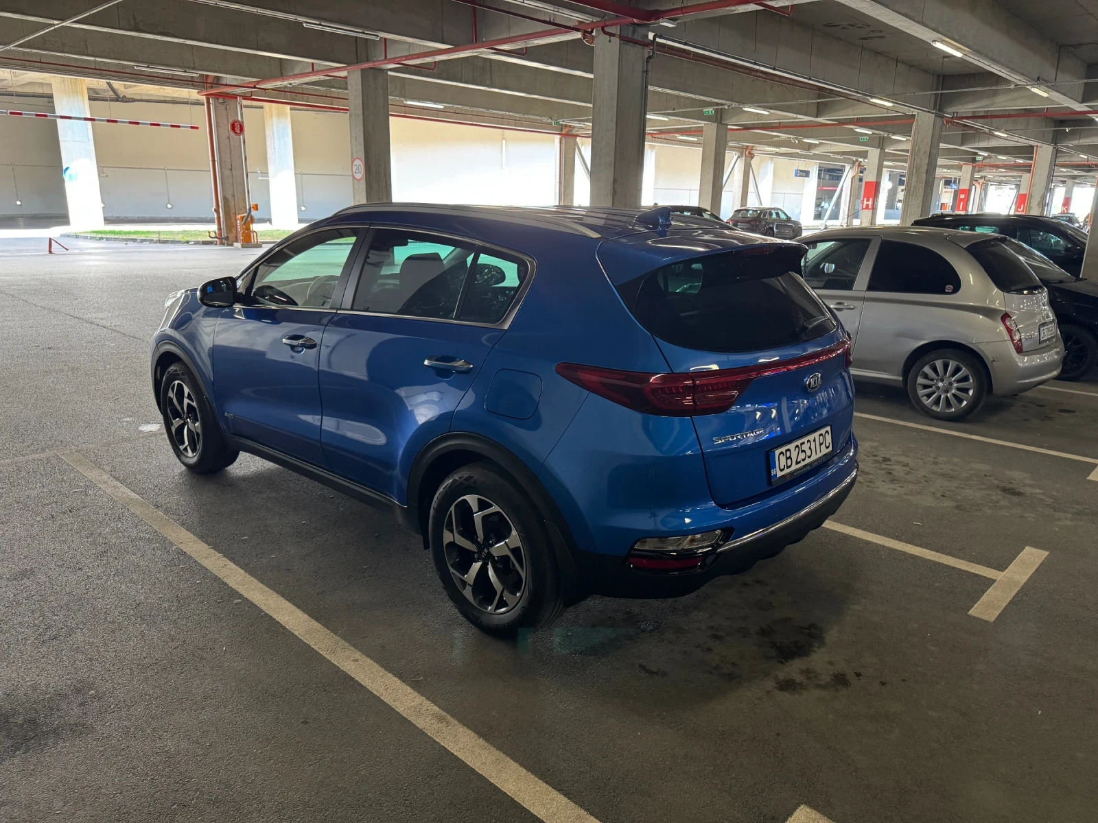 Kia Sportage, снимка 5 - Автомобили и джипове - 55800932