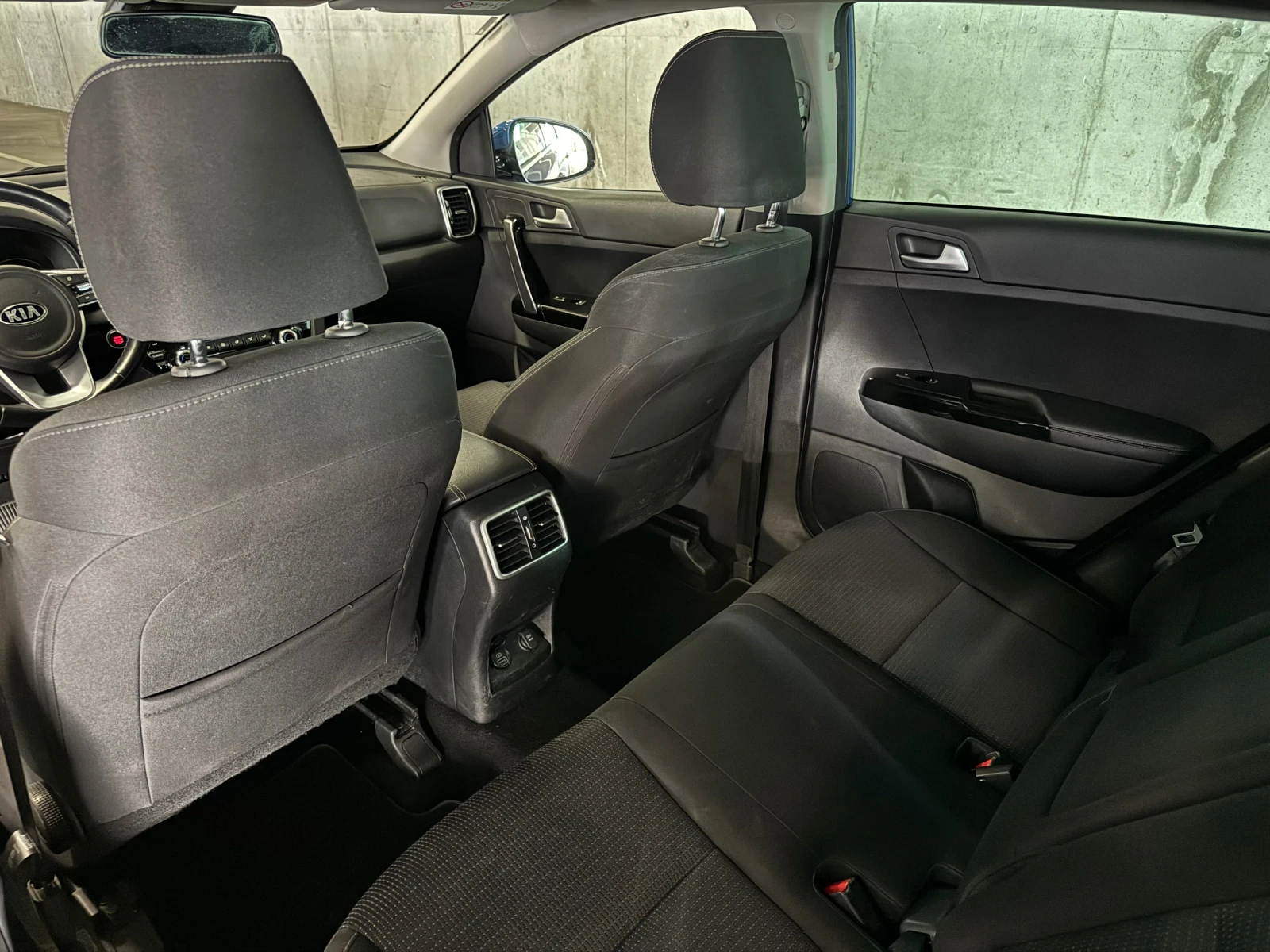 Kia Sportage, снимка 13 - Автомобили и джипове - 55800932