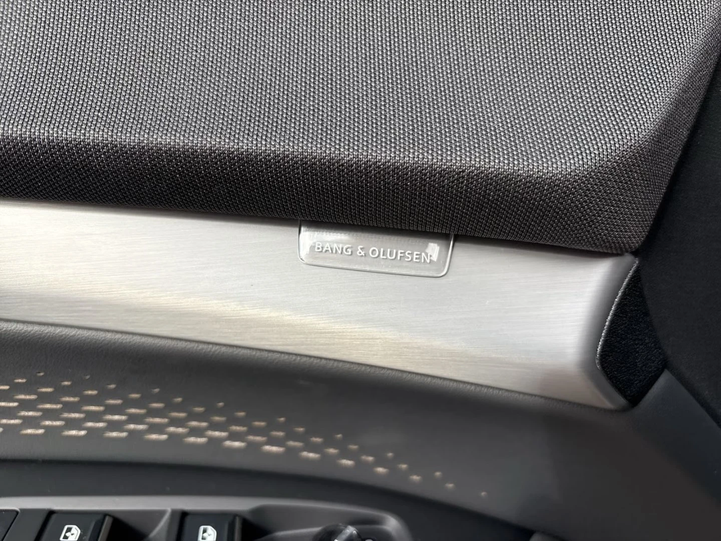 Audi Q7 S-LINE / MATRIX / B&O / HUD / PANO / 360 / TECH+ /, снимка 13 - Автомобили и джипове - 56116738