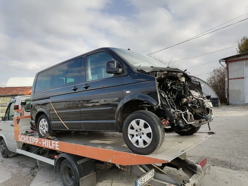 VW Multivan 1.9TDI, снимка 4 - Бусове и автобуси - 47046686