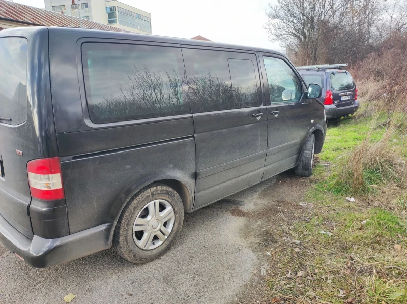 VW Multivan 1.9TDI, снимка 3 - Бусове и автобуси - 50220213