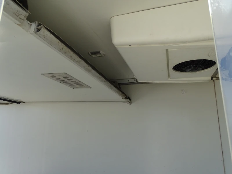 Iveco 35s15 ХЛАДИЛЕН, снимка 11 - Бусове и автобуси - 50653674