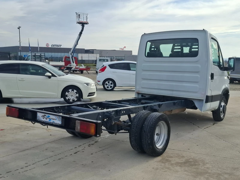 Iveco Daily До3.5т, снимка 3 - Бусове и автобуси - 53382122