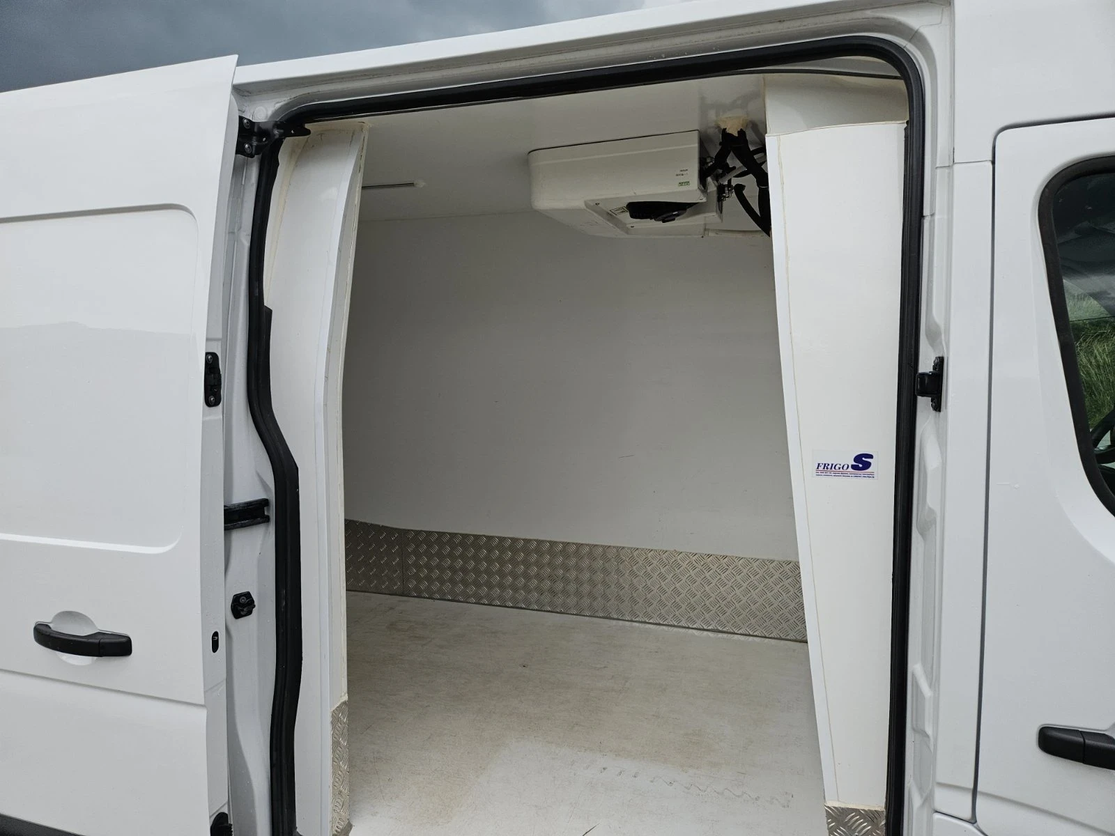 Renault Master L3H2, снимка 9 - Бусове и автобуси - 54823956