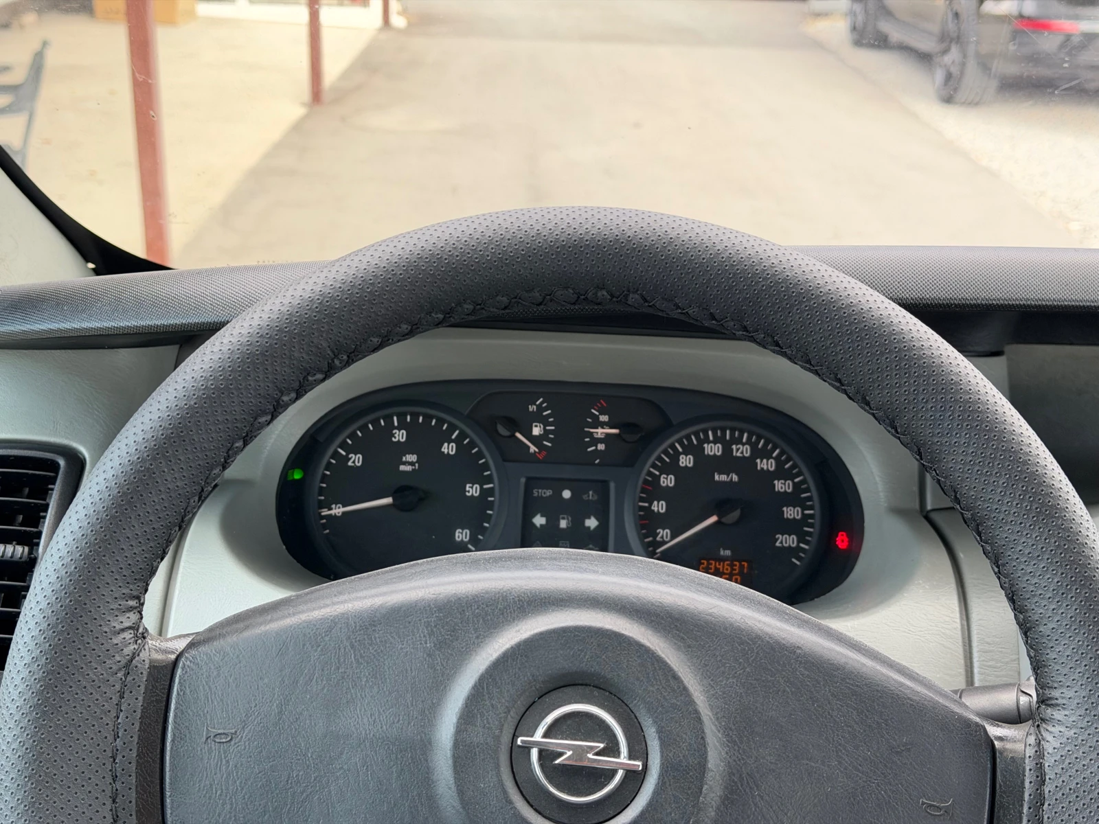 Opel Vivaro 1.9DTI 101�.� 8�����* �������� | Mobile.bg � ����������� 10