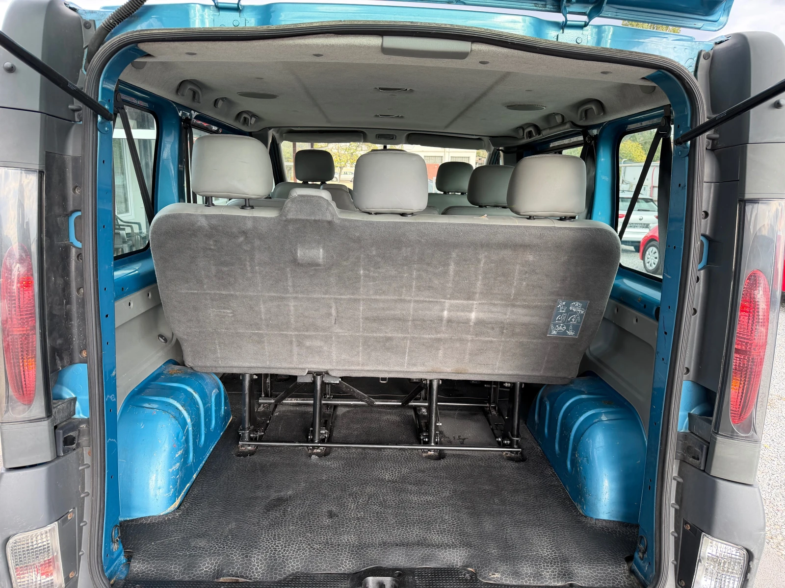 Opel Vivaro 1.9DTI 101�.� 8�����* �������� | Mobile.bg � ����������� 13