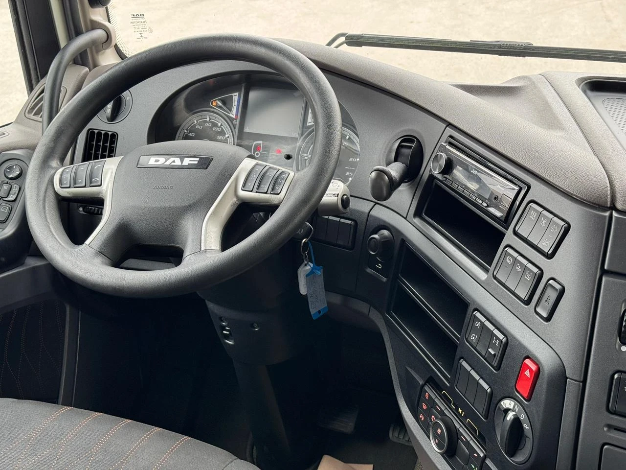 Daf Xf-480, снимка 9 - Камиони - 54216657