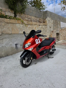  Yamaha T-max