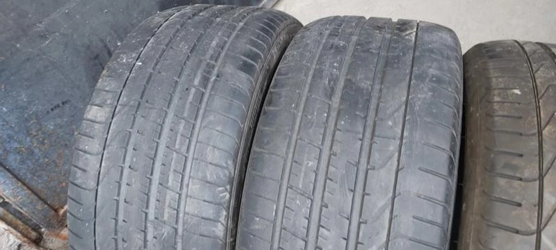 Гуми Летни 275/40R19, снимка 3 - Гуми и джанти - 34343188