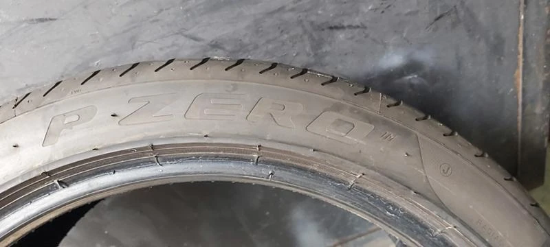 Гуми Летни 245/40R19, снимка 6 - Гуми и джанти - 34706607