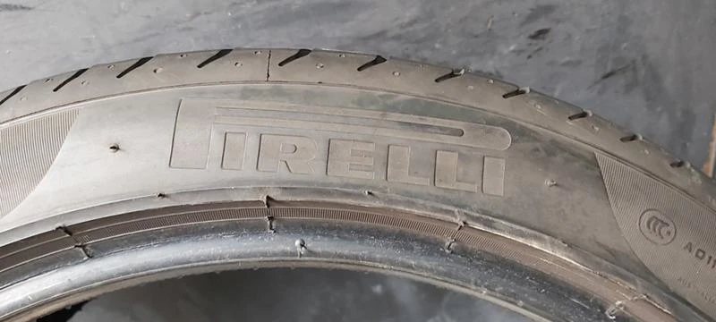 Гуми Летни 245/40R19, снимка 5 - Гуми и джанти - 34706607