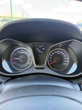 Hyundai Ix20 1.6i, снимка 12