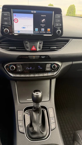 Hyundai I30 1.4 Бензин Автоматик, снимка 12