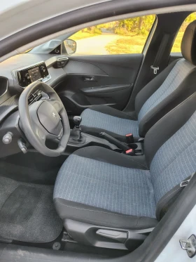 Peugeot 208 1.5 eHDI, снимка 3
