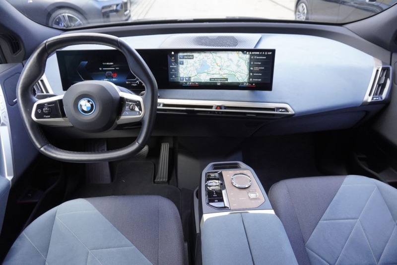 BMW iX xDrive50, снимка 4 - Автомобили и джипове - 46083805