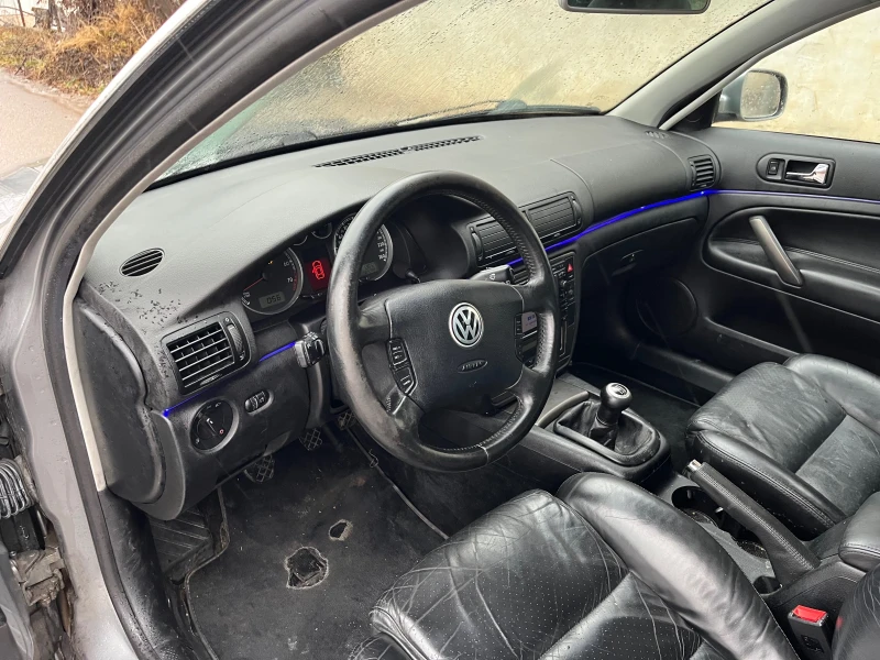 VW Passat 2.8 V6 4X4 AMX, снимка 10 - Автомобили и джипове - 48545941