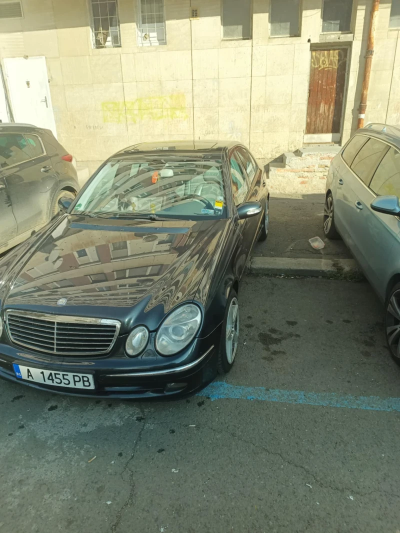 Mercedes-Benz E 280 Avantgarde, снимка 4 - Автомобили и джипове - 48628978