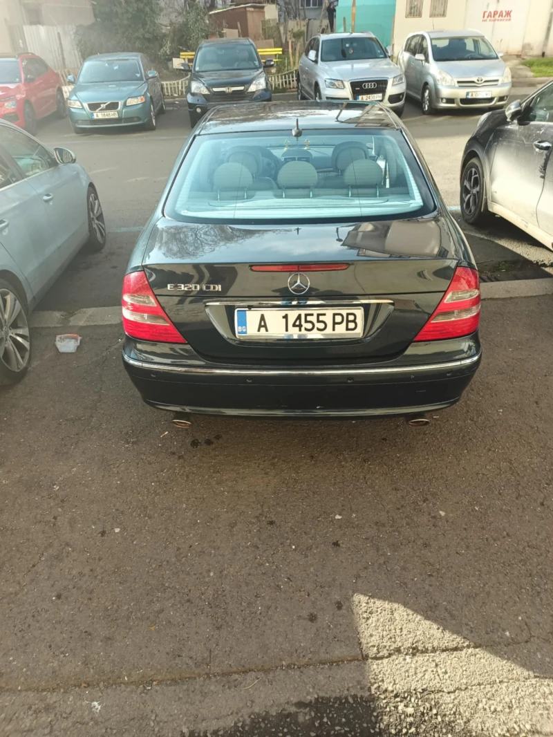 Mercedes-Benz E 280 Avantgarde, снимка 2 - Автомобили и джипове - 48628978