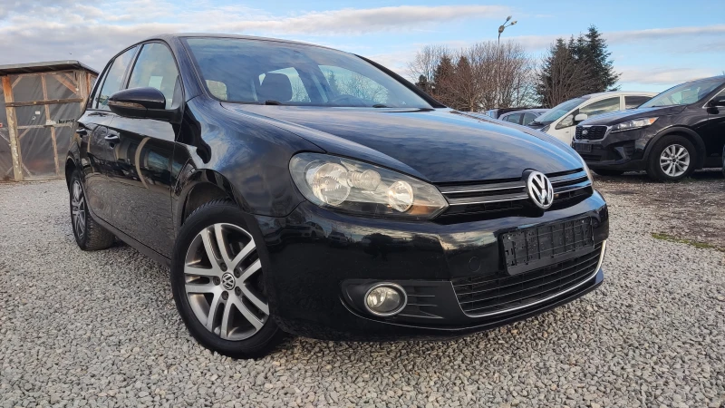 VW Golf 1.6tdi 105кс. АВТОМАТ/НАВИ, снимка 1 - Автомобили и джипове - 48632687