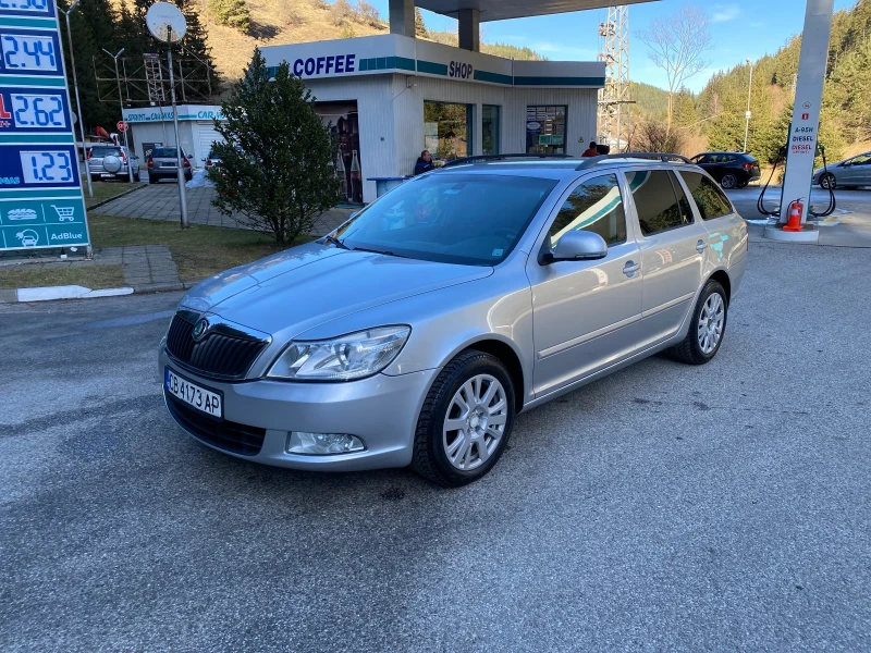 Skoda Octavia 2.0TDI DSG ОБСЛУЖЕНА, снимка 6 - Автомобили и джипове - 48695101