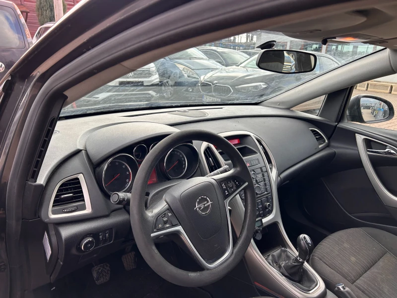 Opel Astra 1.3CDTI EURO 5, снимка 10 - Автомобили и джипове - 48948287