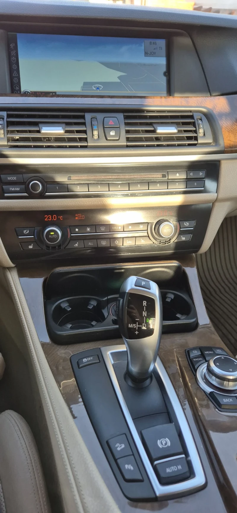 BMW 535 XI, снимка 10 - Автомобили и джипове - 50694632