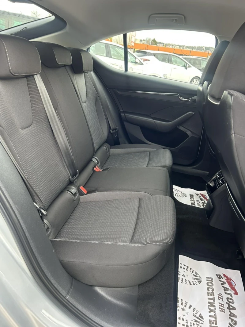 Skoda Octavia 2.0 TDI 150 * DSG * CAMERA * ACC * FULL LED * , снимка 15 - Автомобили и джипове - 52448788