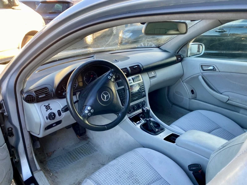 Mercedes-Benz C 220 CLK. Панорама, снимка 9 - Автомобили и джипове - 52803993