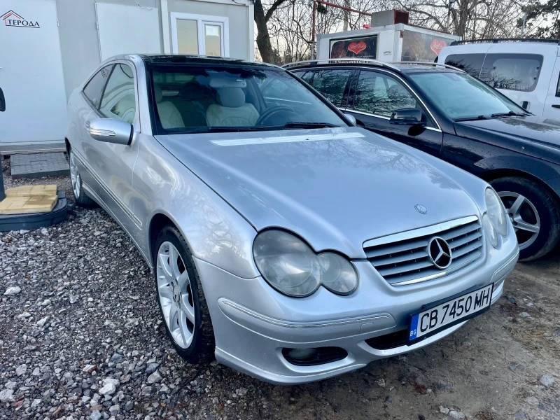Mercedes-Benz C 220 CLK. Панорама, снимка 8 - Автомобили и джипове - 52803993