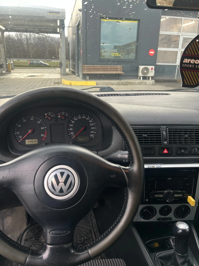 VW Golf Golf 4, 1.8T, снимка 9 - Автомобили и джипове - 53013755