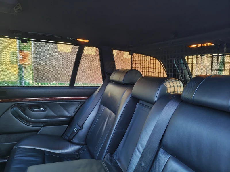 BMW 525 525d LCI Комфортен салон, снимка 12 - Автомобили и джипове - 53585131