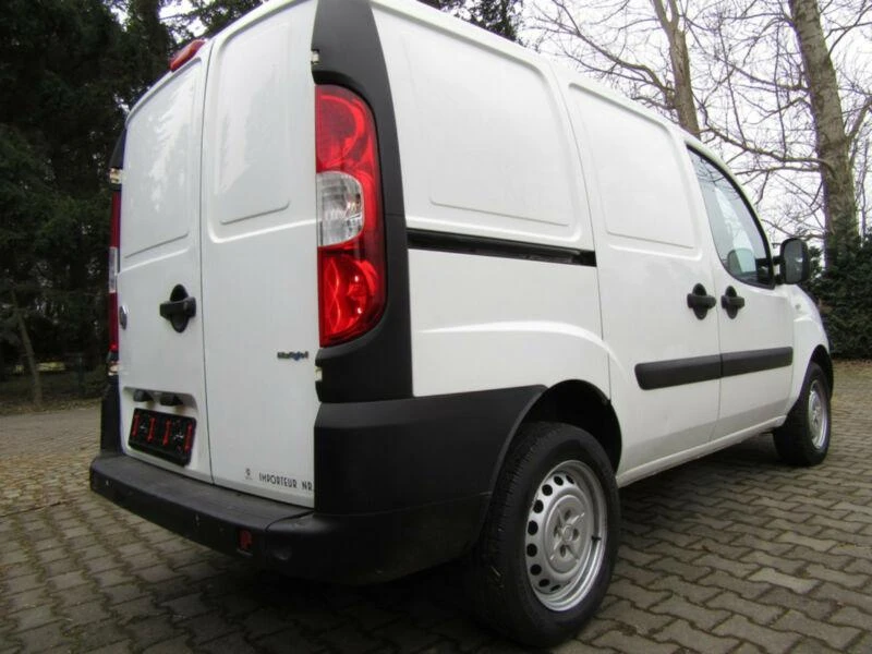 Fiat Doblo 1.3mJET,75кс.-5бр., снимка 9 - Автомобили и джипове - 26947925