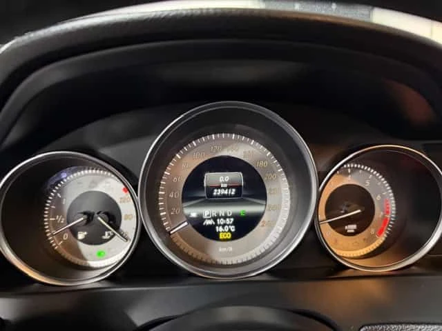 Mercedes-Benz C 350 * CARFAX * ЦЕНА ДО БГ, снимка 12 - Автомобили и джипове - 54000947