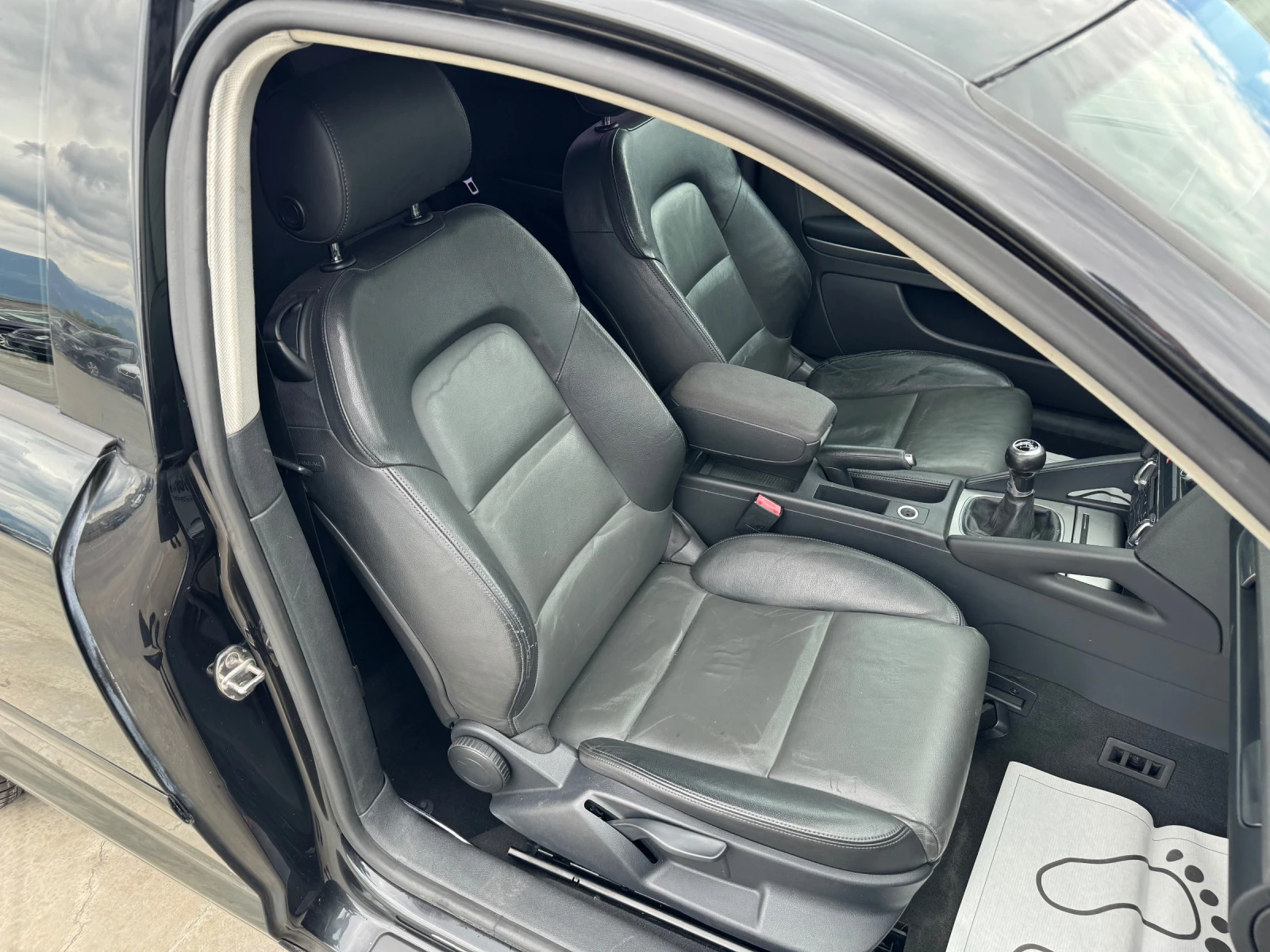 Audi A3 2.0 TDi 6ck LED Кожа  | Mobile.bg — изображение 12