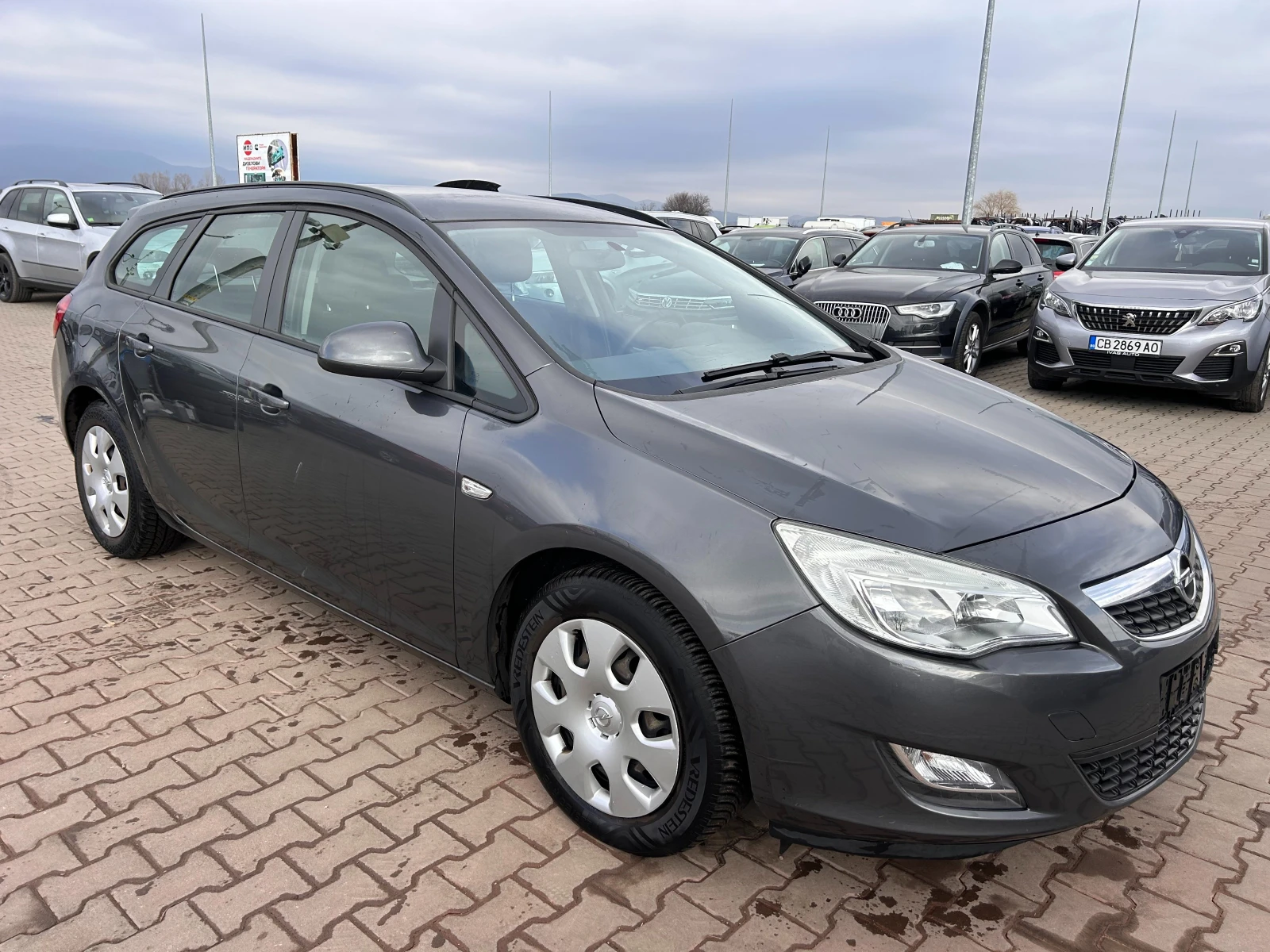 Opel Astra 1.3CDTI EURO 5 - изображение 4